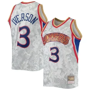 Increíble Resistente Allen Iverson Philadelphia 76ers Hardwood Classics 1996/97 Lunar New Year Swingman Jersey White