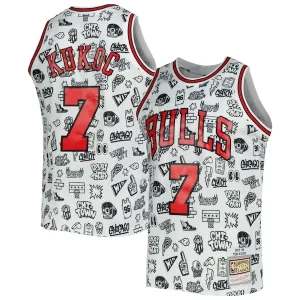 Atractivo Moderno Toni Kukoc Chicago Bulls 1997/98 Hardwood Classics Doodle Swingman Jersey White
